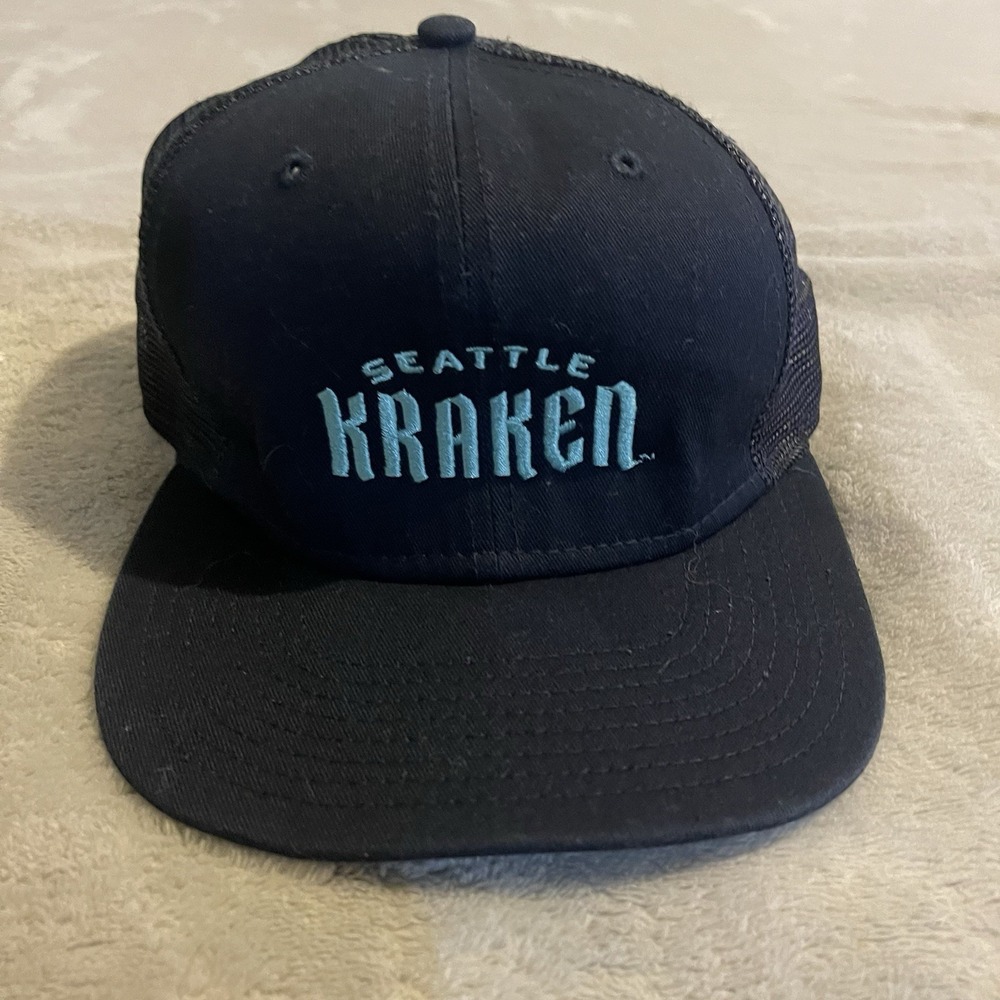 Seattle Kraken Hat Men One Size Blue New Era NHL Hockey Snapback Cap Athletic